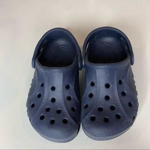 Crocs cut out logo classic clogs like new condition